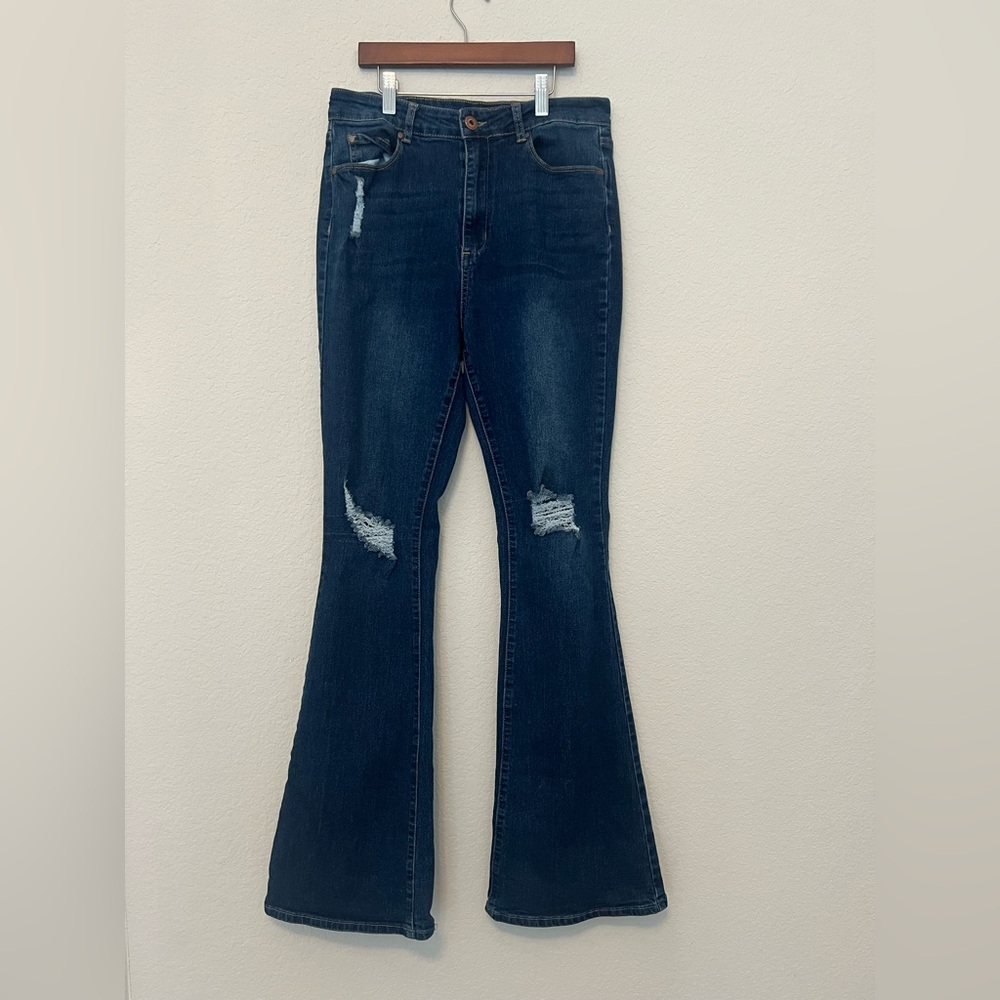 Articles of Society Bridgette womens flared denim jeans size 9/29